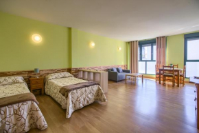 Отель Apartamentos Barajas  Мадрид